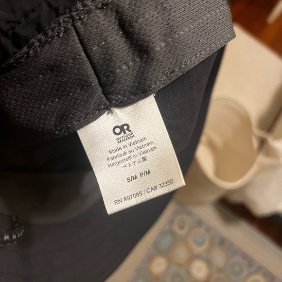 NWOT Outdoor Research waffle bucket hat - Picture 2 of 3